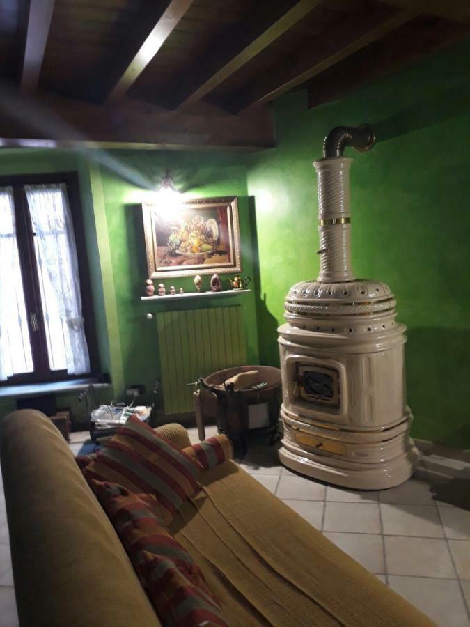 B&B La Corte Suites Salice Terme Exterior photo