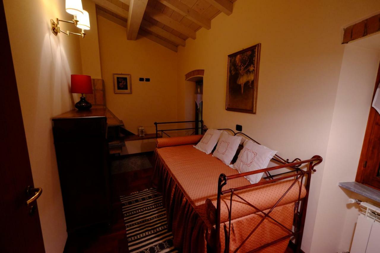 B&B La Corte Suites Salice Terme Exterior photo