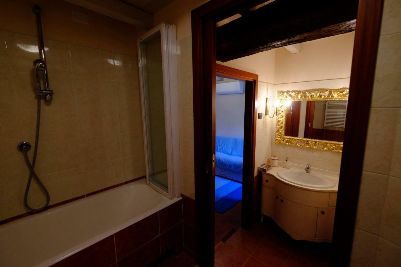 B&B La Corte Suites Salice Terme Exterior photo
