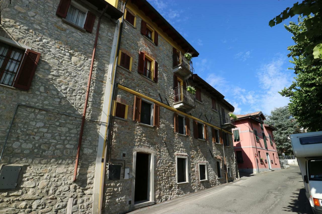 B&B La Corte Suites Salice Terme Exterior photo