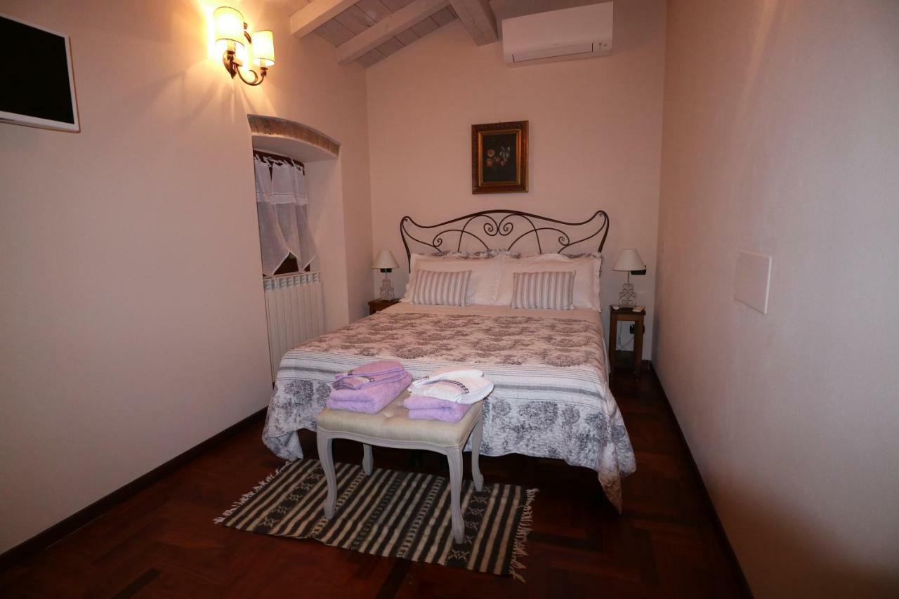B&B La Corte Suites Salice Terme Exterior photo